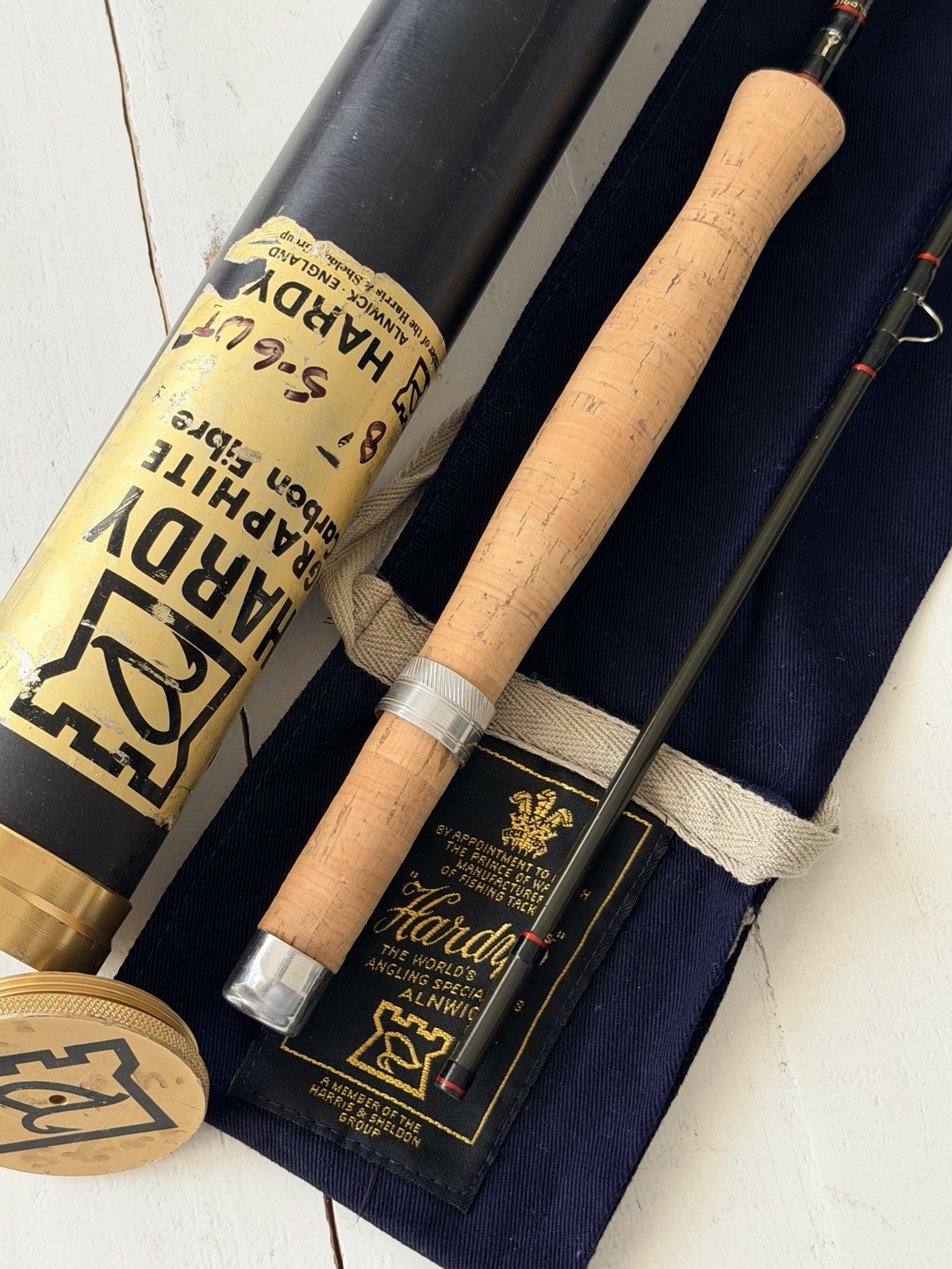 *BEAUTIFUL* *RARE* HOUSE OF HARDY ENGLAND # 5/6 8′ Graphite Carbon Fibre Rod🔥