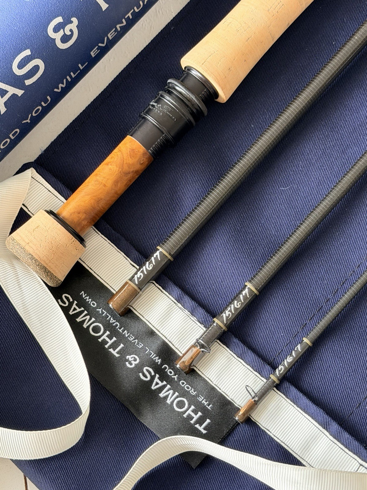 ** BEAUTIFUL**🔥 Thomas & Thomas CONTACT II 4wt 10’9”in~4pc Fly Rod!!🔥~LQQK~🔥