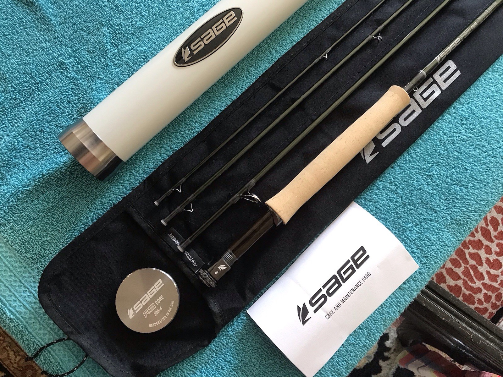 Sage R8 Core 390-4 Fly Rod Brand New