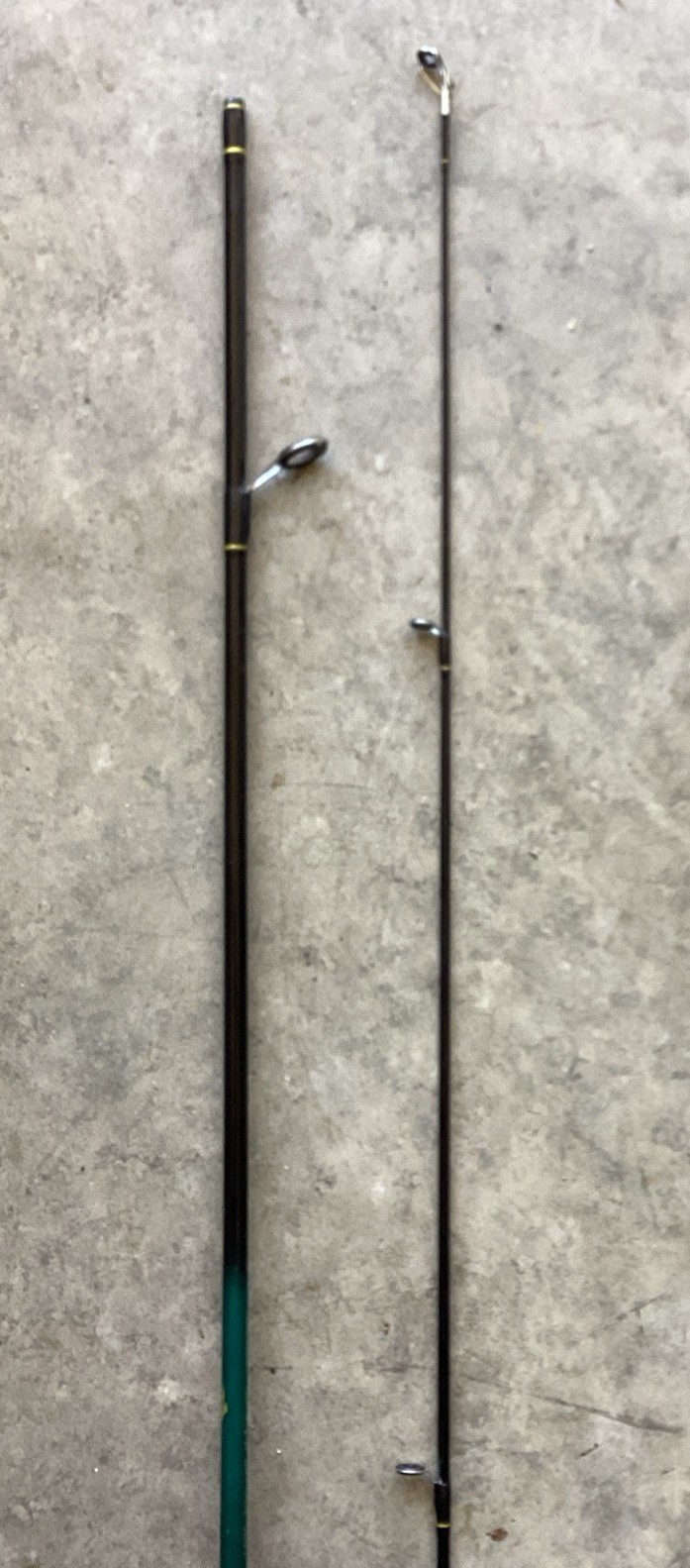 SHAKESPEARE PRO-AM SP 2056 5’6″ LIGHT ACTION 4-8 LB LINE 2 PIECE FISHING ROD