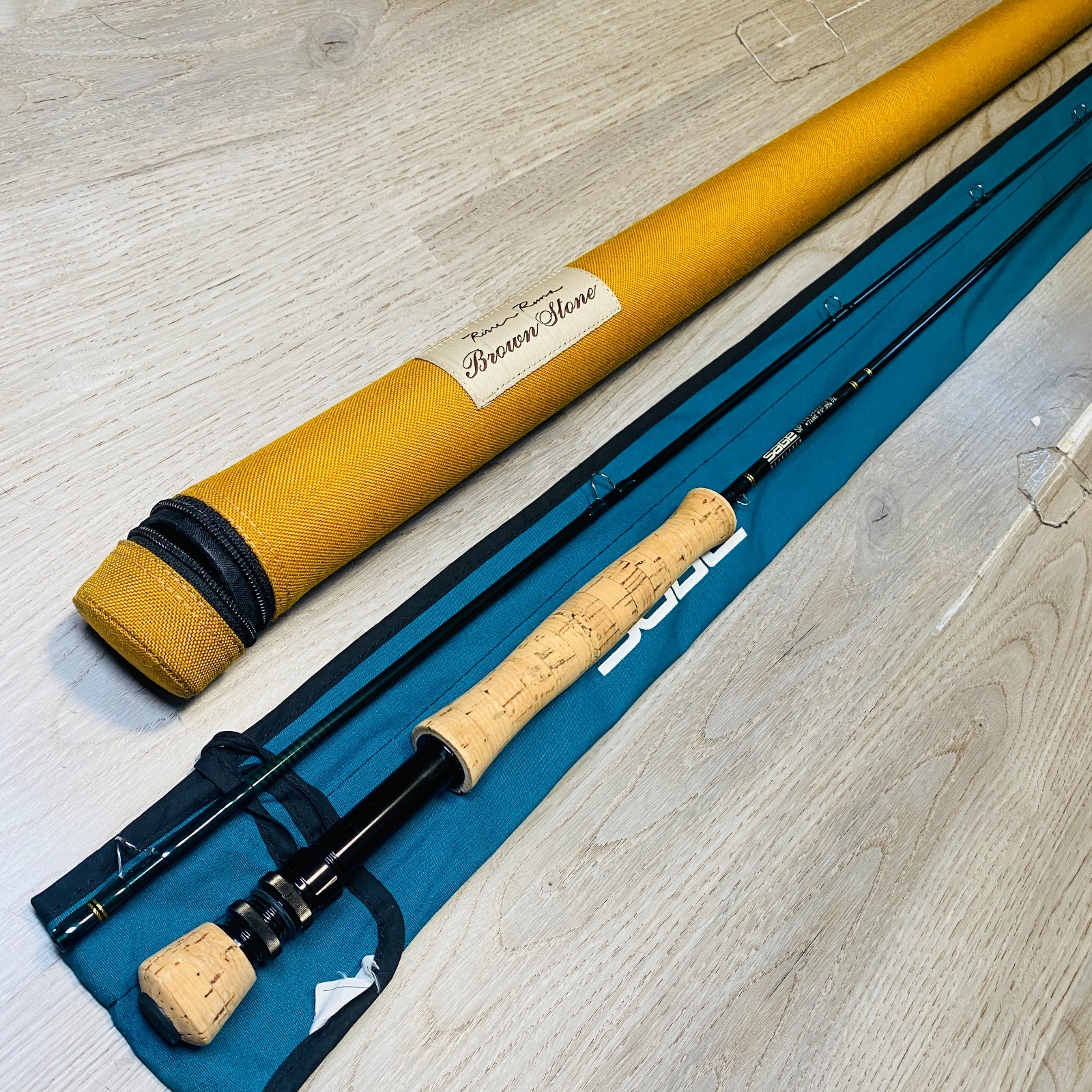 Sage Graphite IV 790 SP Fly Rod. 9 7wt. W/ Tube Sock.
