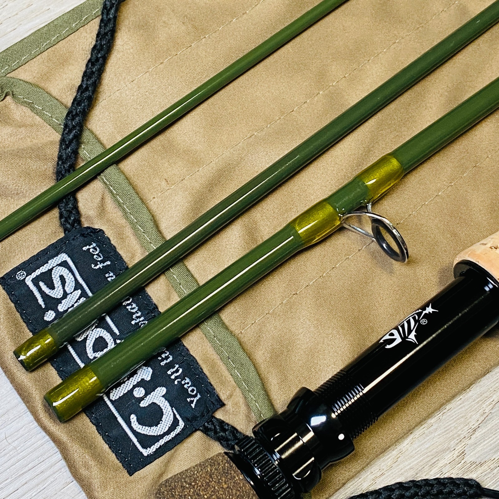 [Beautiful]G. Loomis PRO 4X Fly Rod. 9’0” 7wt. W/ Tube and Sock