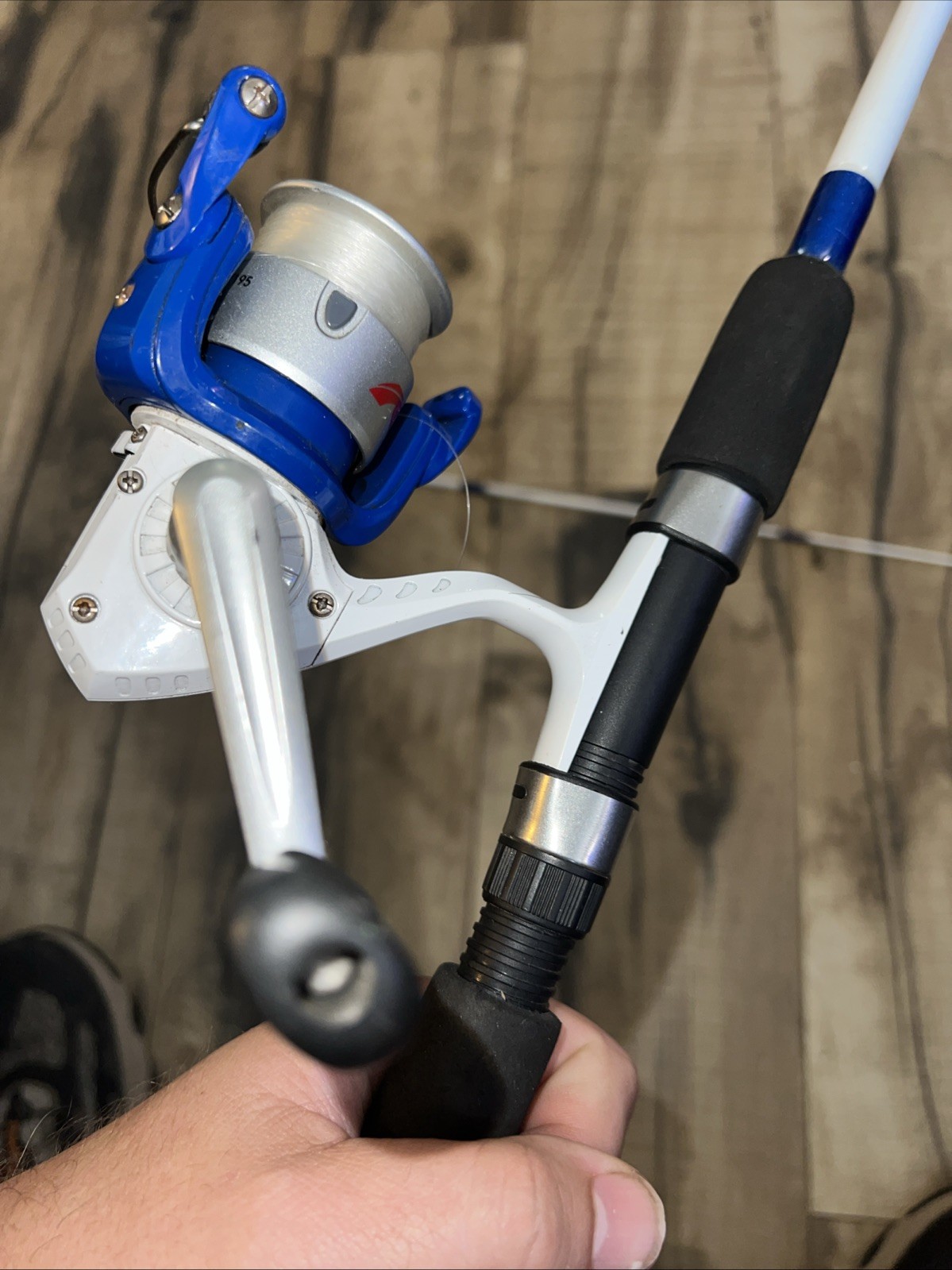 Kunnan Ultralight Spinning Rod 4.5’ 2-Pc KBRV & 5.2:1 Reel American Flag Decal
