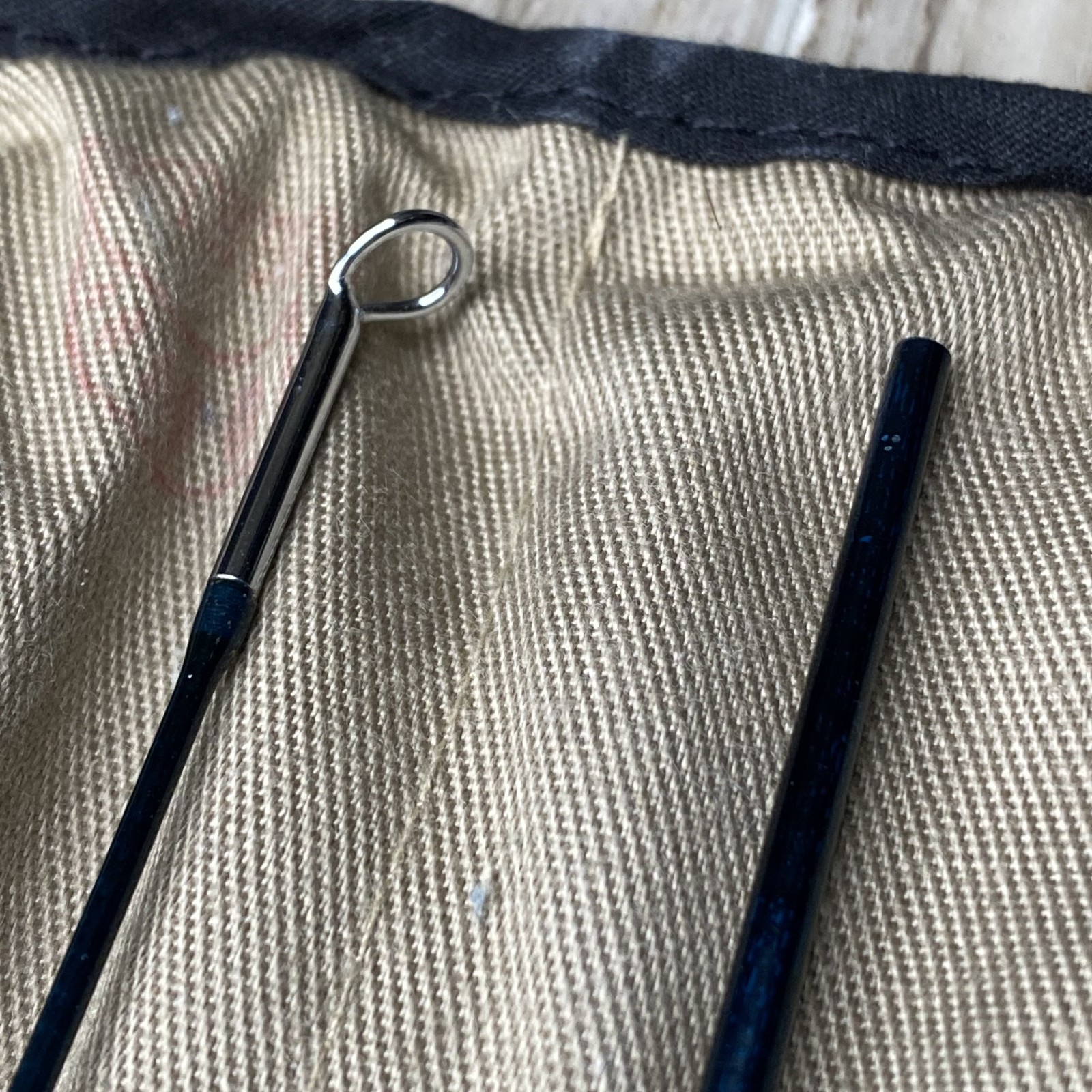 [Excellent] Powell LGA 905-4 9’0” 5wt Fly rod w/sock Tube