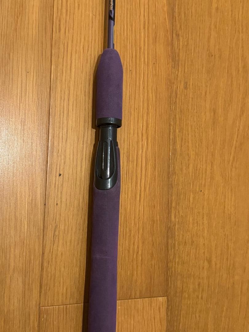 RYOBI REGNO Salsa 2200L Fishing Rod Purple Rubber Grip Light Travel Used