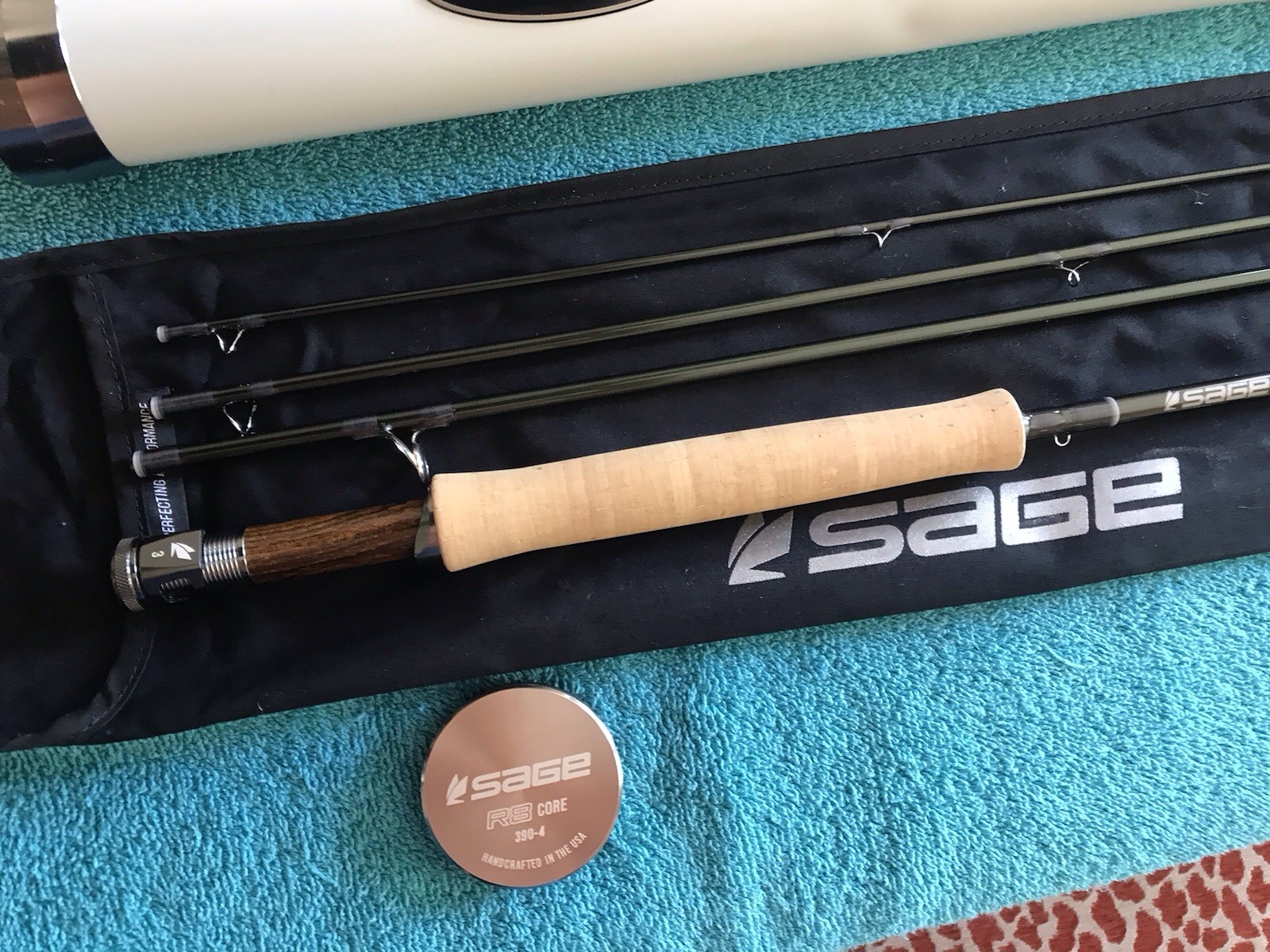 Sage R8 Core 390-4 Fly Rod In Near Mint Condition
