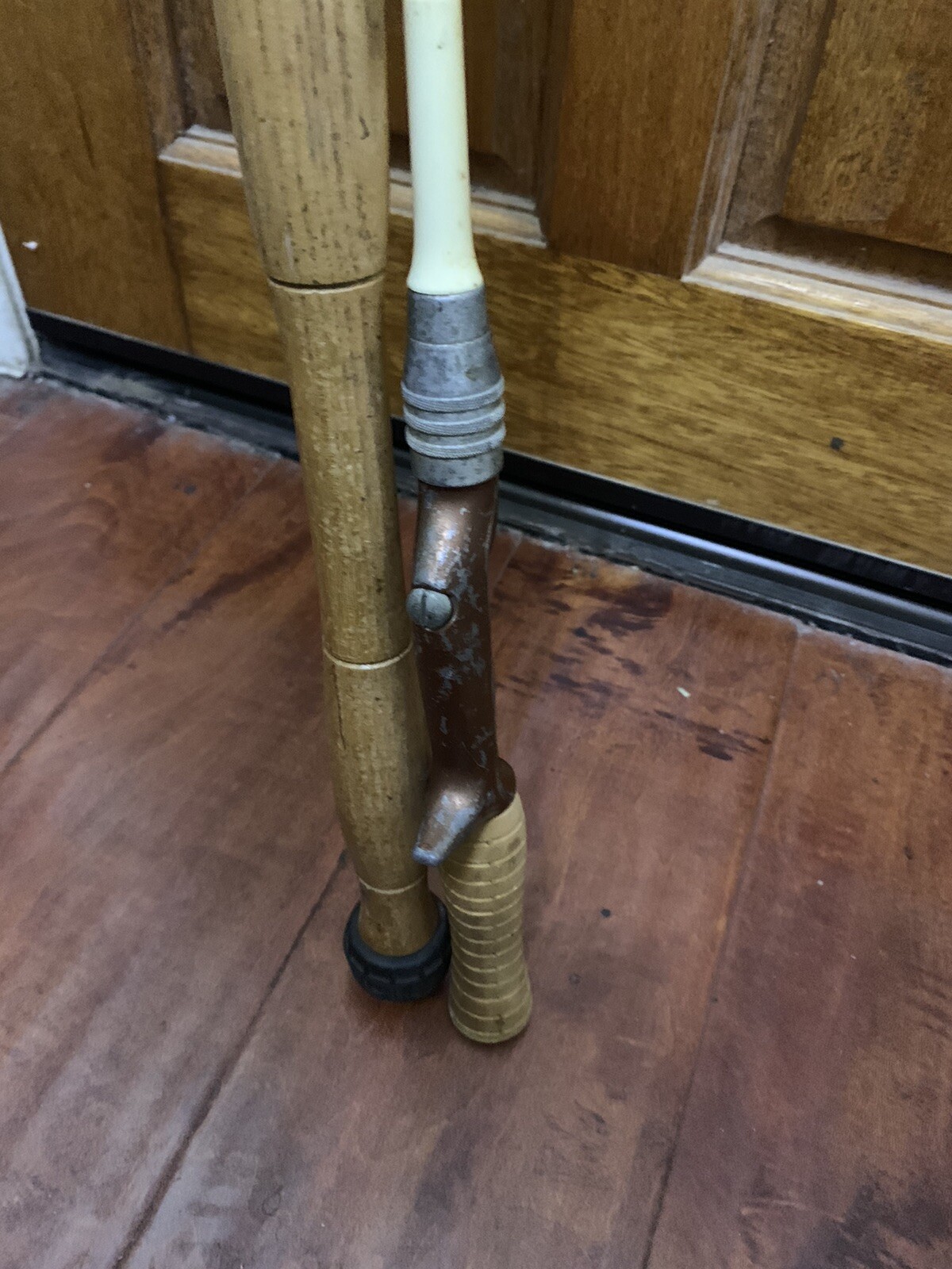 2 Vtg TRUE TEMPER MONTAGUE 6208 5′ 8″ + 5’11” FISHING Rod