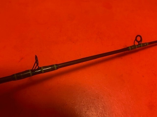 CUSTOM BUILT GLOOMIS BB965 GL2 8 FOOT 15 TO 30 LB. CONVENTIONAL BAITCASTING ROD