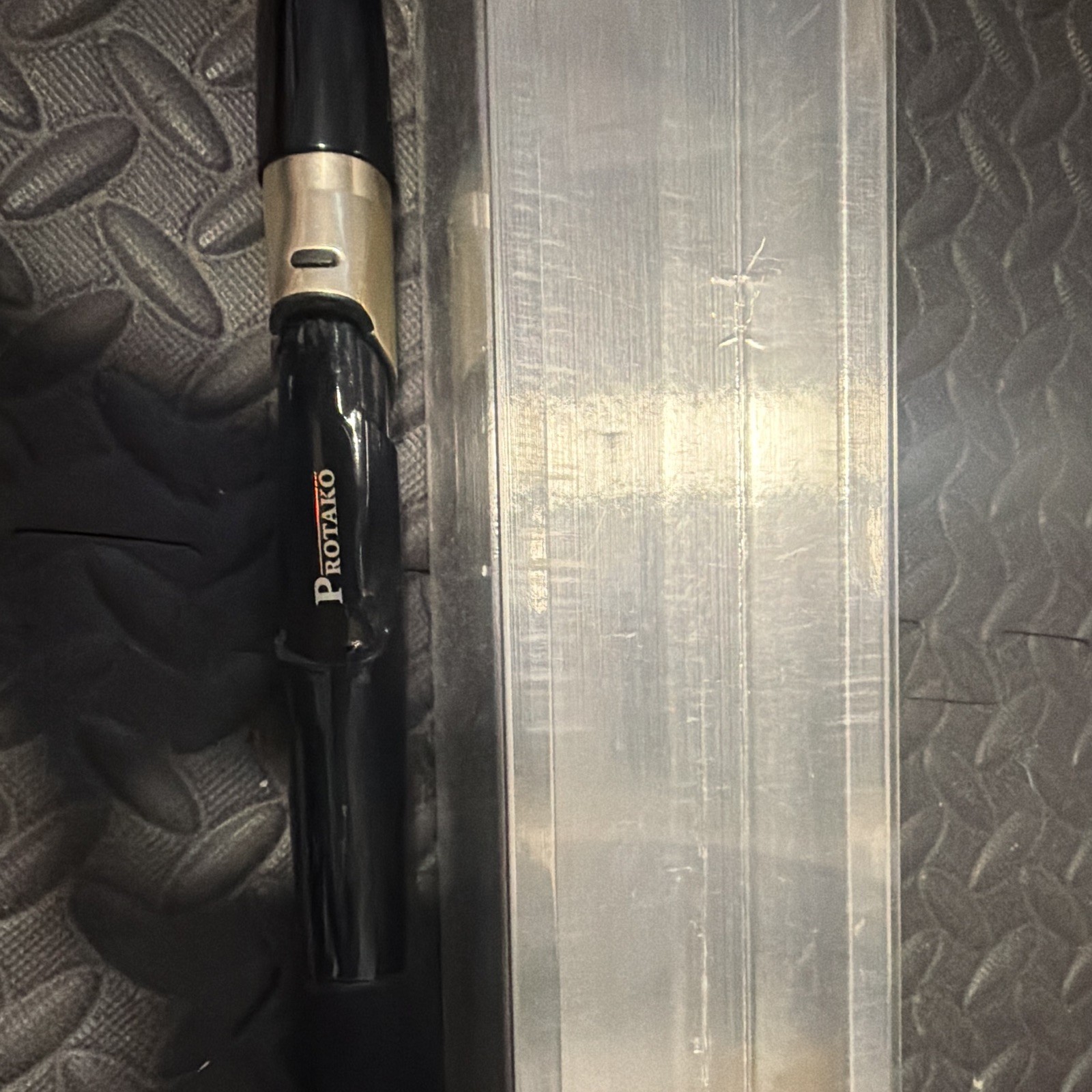 PROTAKO Speedy 40-360 Spinning Rod Carbon Fast Med Black/Gold Portable