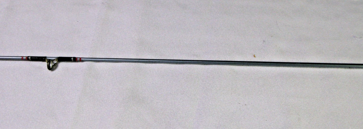 Shakespeare 5’6″ Pro Touch Graphite Spincast Rod TSC1256, 2 Pc, Med, 6-15lb- EUC