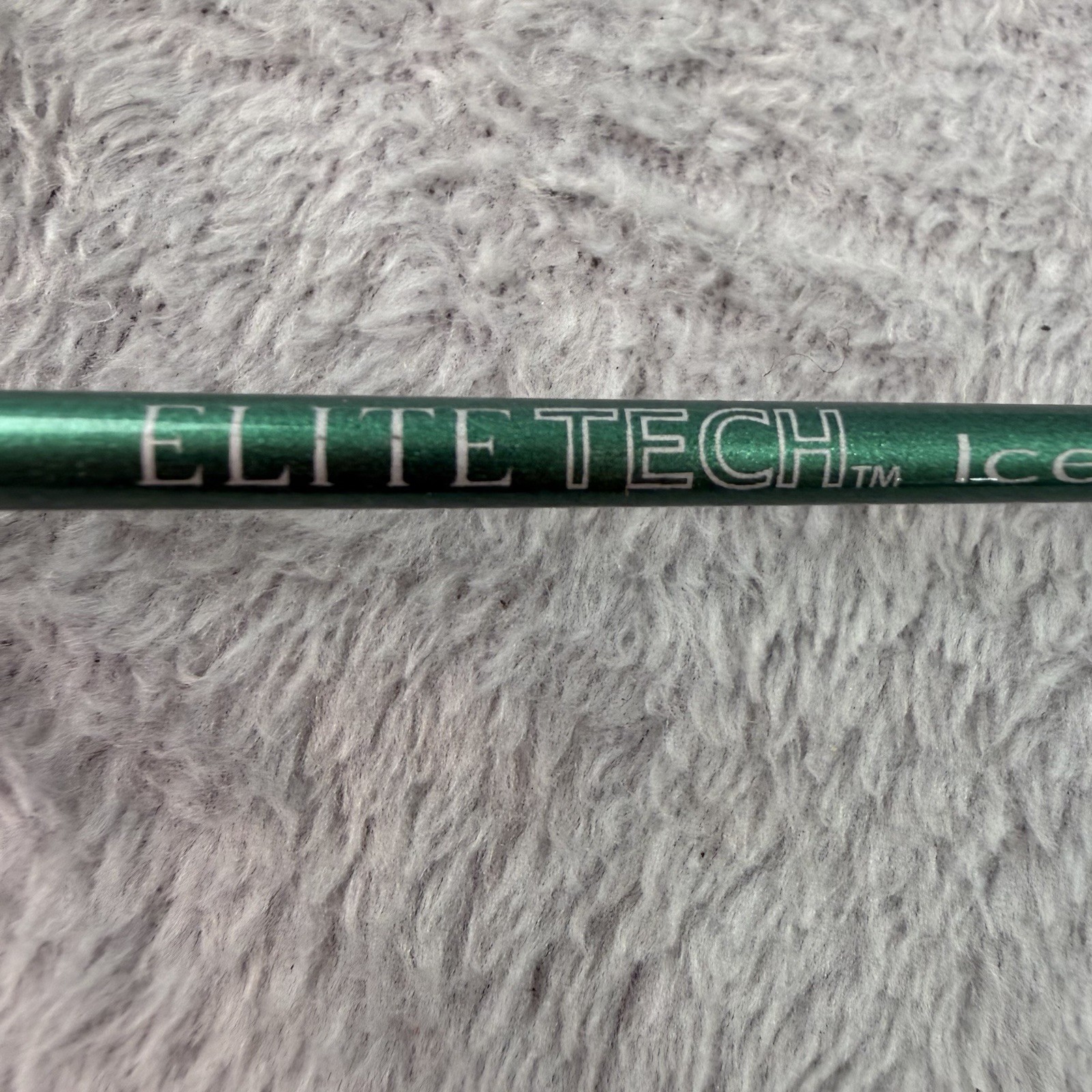 Fenwick Elite Tech Ice spinning rod 28″ Med Heavy Action 6-10 Lb ETICE28MH Y233
