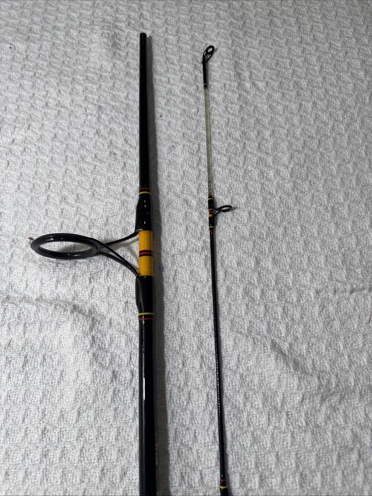Shakespeare Ugly Stik BWS 1100 11’ Heavy Action Fishing Rod 12-40 lb Line Combo