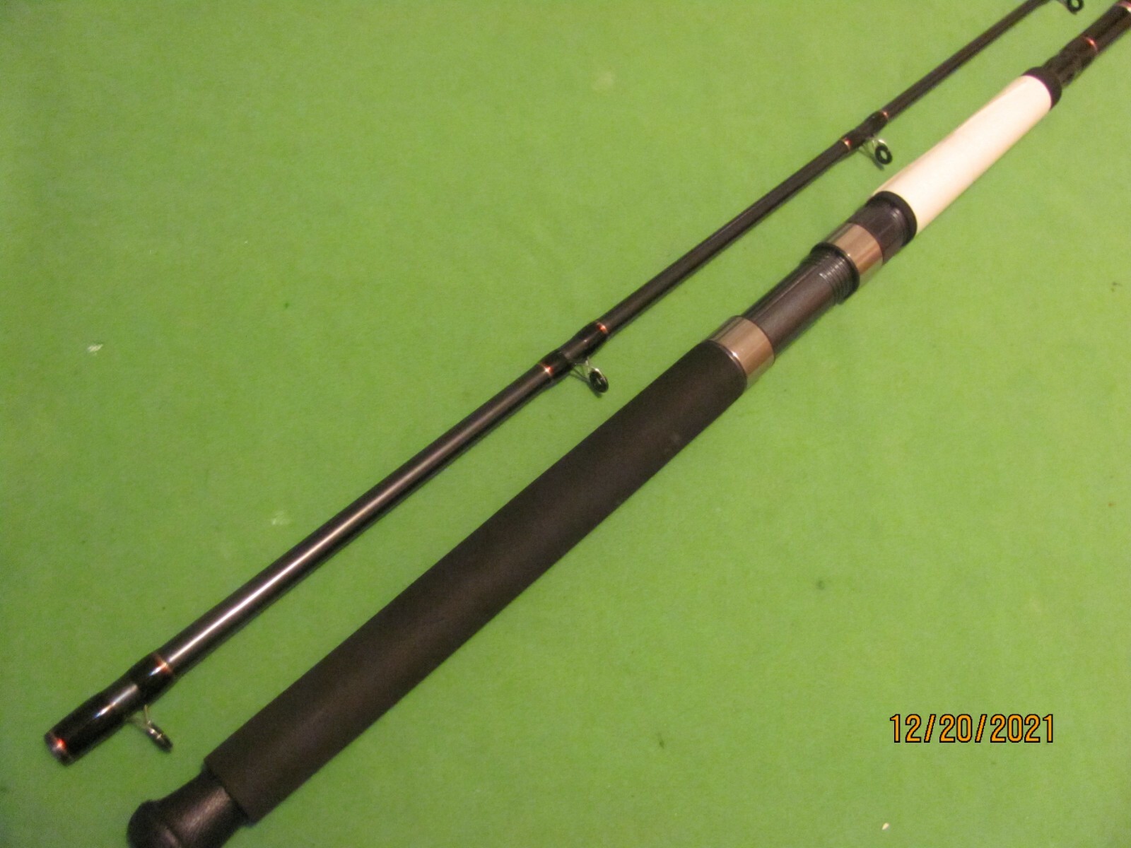 1) Daiwa Wilderness 8′ 6″ Medium Action 2 Piece Downrigger Trolling Rod