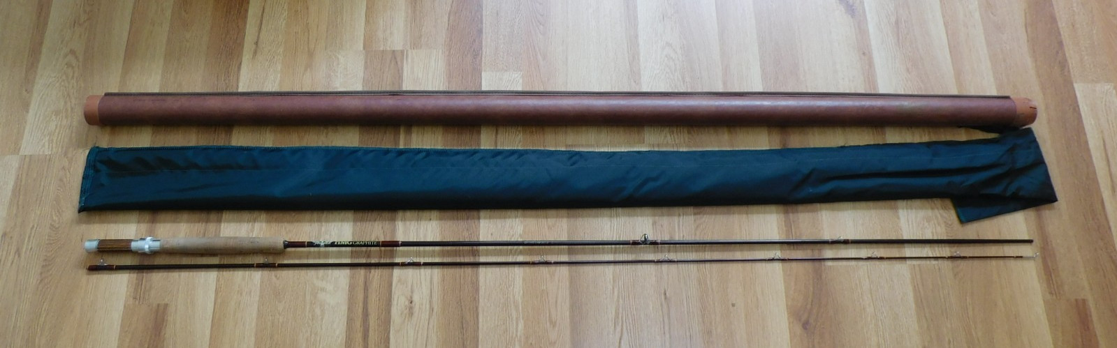 Fenwick GFF 908 HMG Graphite 2 Piece Fly Rod 9′ 4oz 8wt W/ Sock & Case