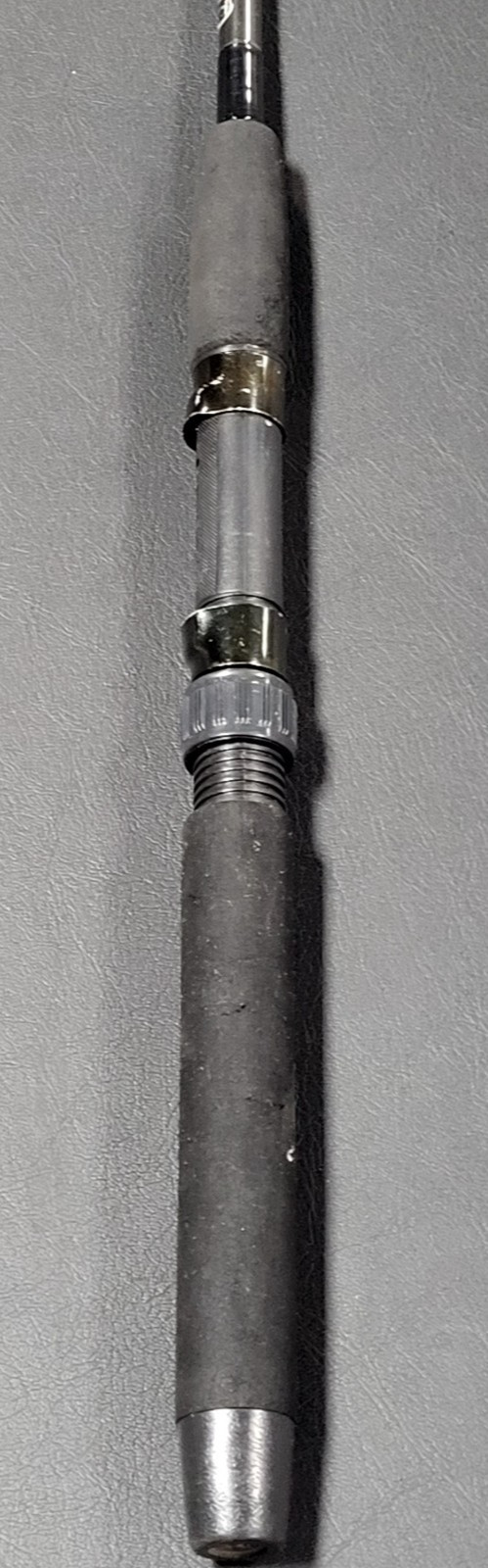 Shimano 6’ Spinning Rod, Model FX-2602A, 2-Piece, 5 Guides, Split Foam Grip, VG+