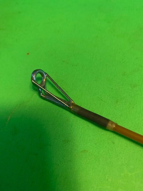 VINTAGE SABRE GOLDEN 6 FOOT 6 INCH 20 TO 50 POUND RATED CONVENTIONAL FISHING ROD