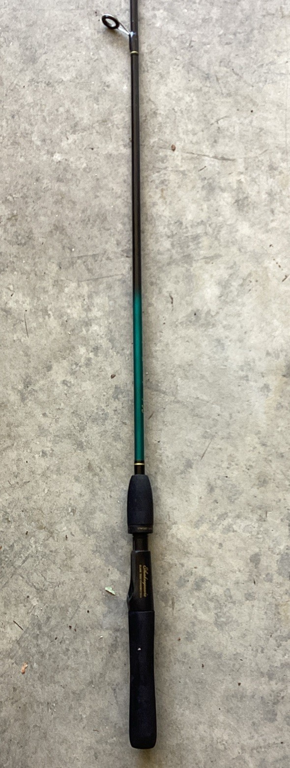 SHAKESPEARE PRO-AM SP 2056 5’6″ LIGHT ACTION 4-8 LB LINE 2 PIECE FISHING ROD