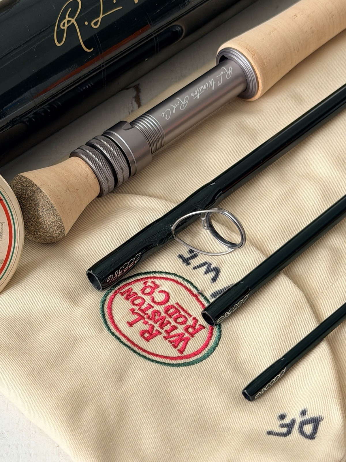 **BEAUTIFUL** 🔥RL WINSTON AIR SALT 11wt. 9’ft FlyRod!! ~LEGENDARY~ 🔥
