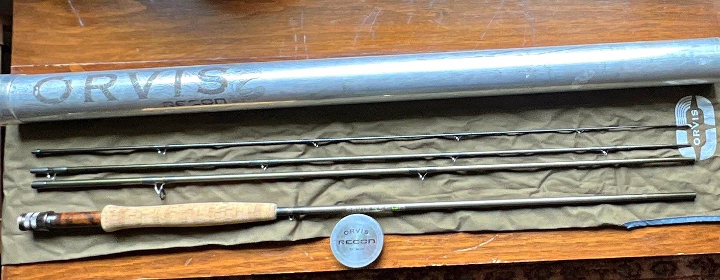 Orvis Recon 9′ 4wt 4pc Fast Action Cork Fly Rod w/ Tube & Sock