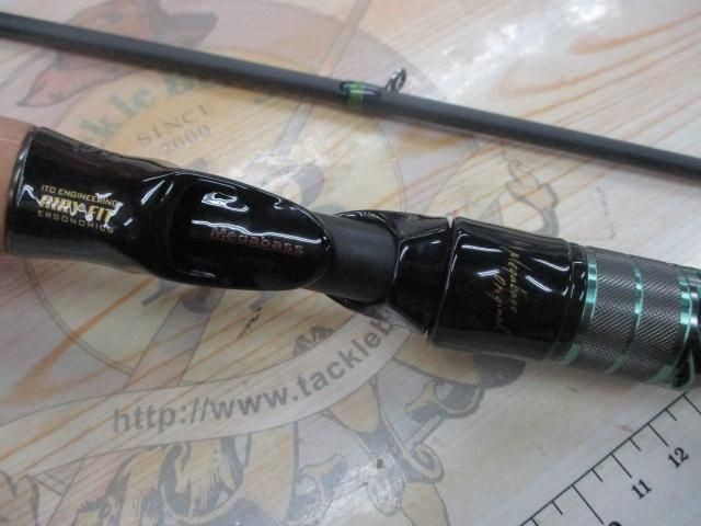 Megabass Orochi X10 F4 & 12-611XT 2P SUPER ELSEIL Bass Rod Used