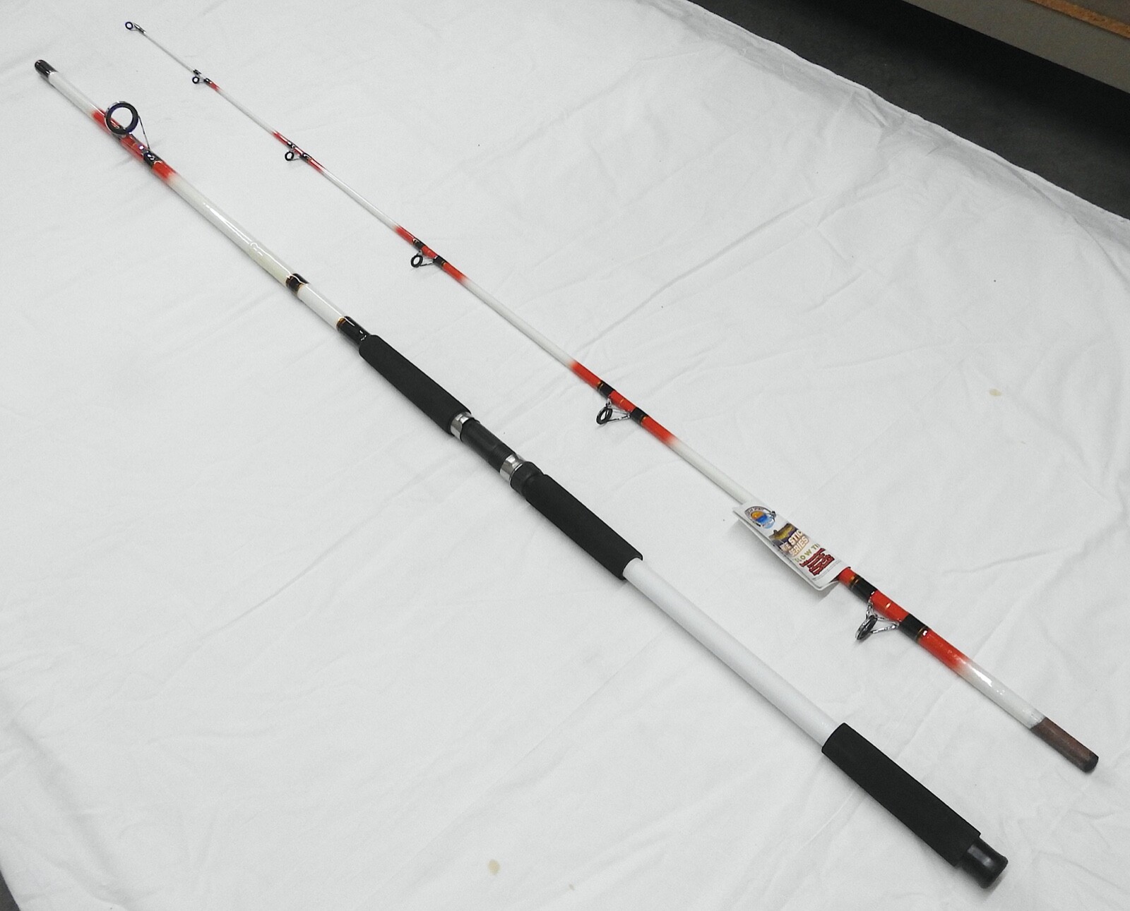 Classic Nite Stick Catfish Spinning Rod 12′ 2PC Glow Tip Red