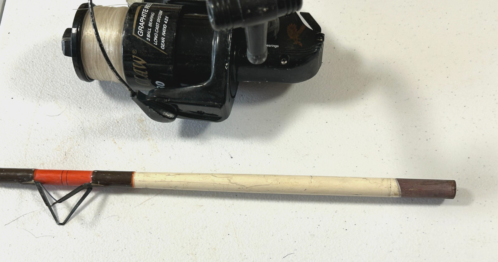 Vintage Drumstick Plus 9209 Eagle Heavy duty Fishing Rod & Eagle Claw 4280 Reel