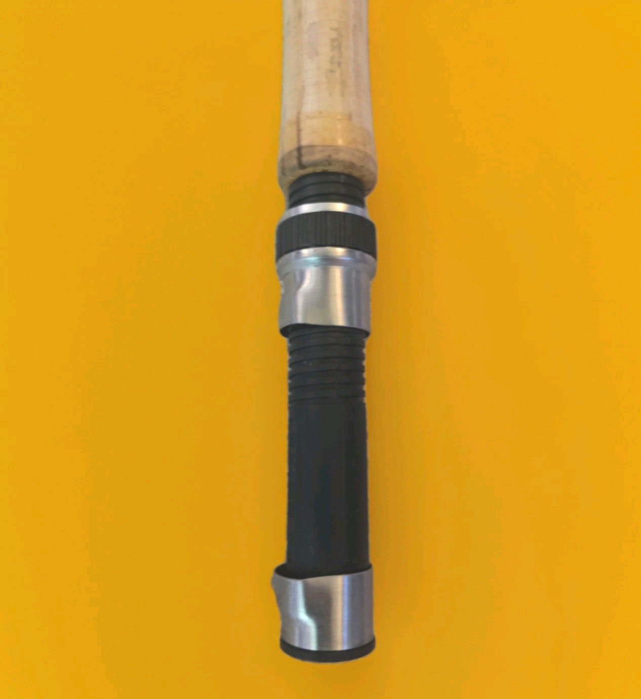 Vintage Empire Golden Falcon FG802E Elegance Fly Rod 8′ 2pc 5-6wt Korea Rare