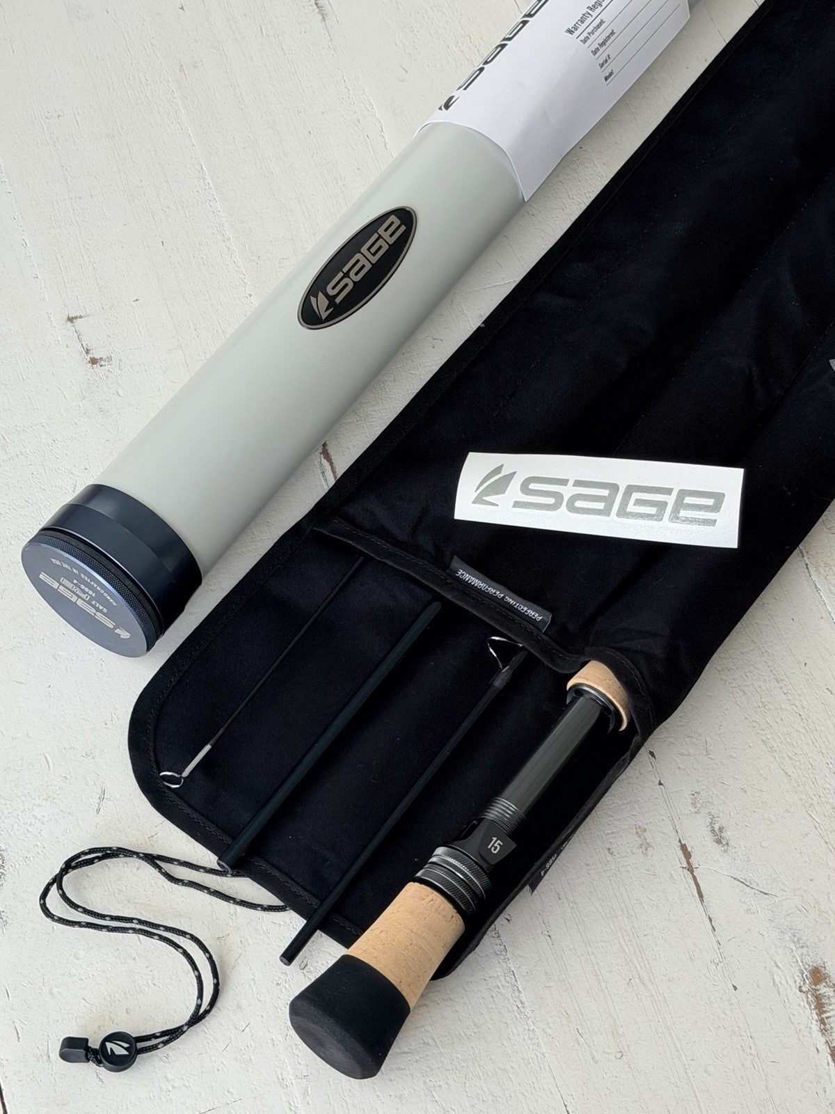 **BEAUTIFUL** 🔥 SAGE R8 SALT 15wt. 8’6”in~4Pc FlyRod!! 🔥~LEGENDARY~🔥
