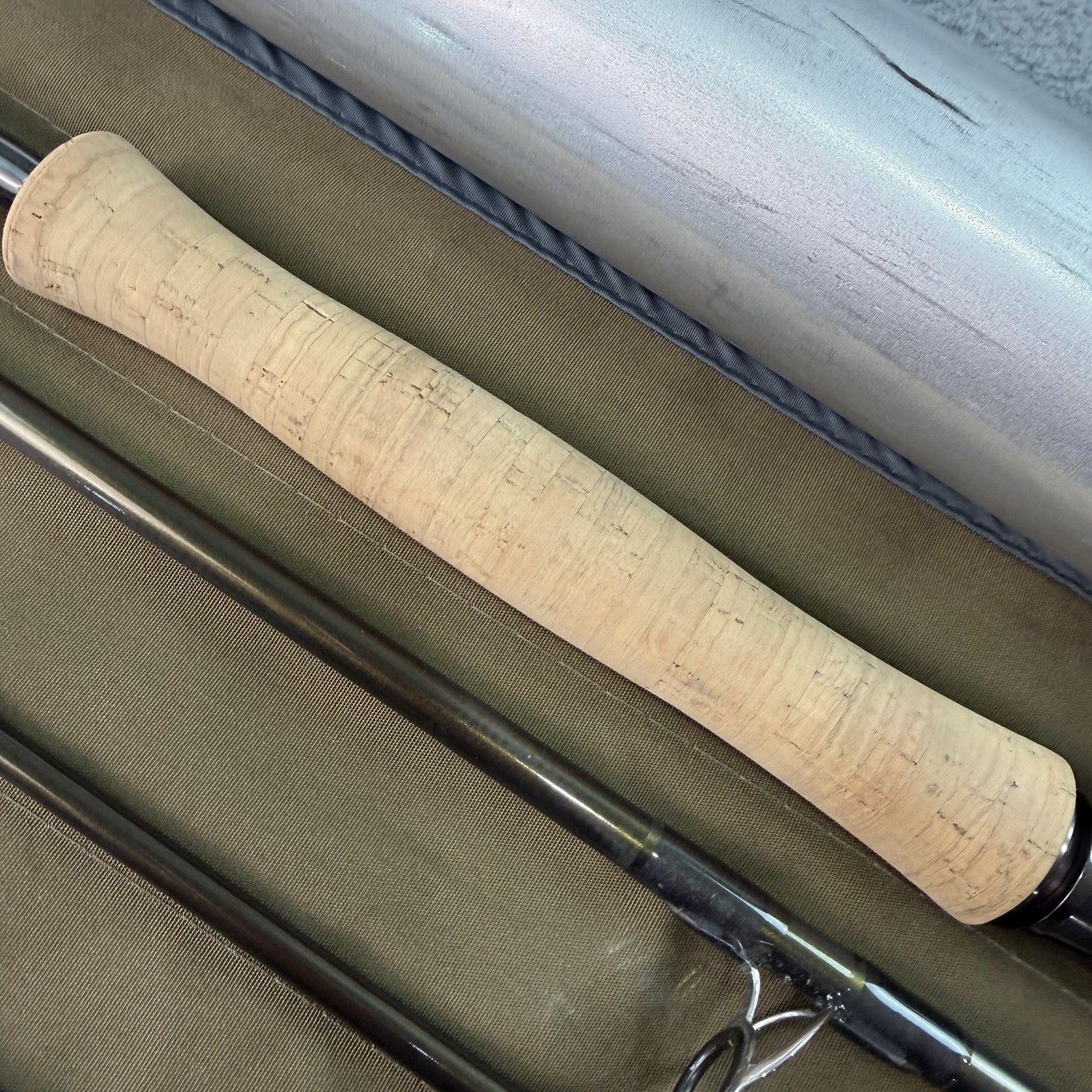 Orvis Recon Fly Fishing Rod 9’ 9wt 4pc Mod Action w Tube & Sock Excellent Y217