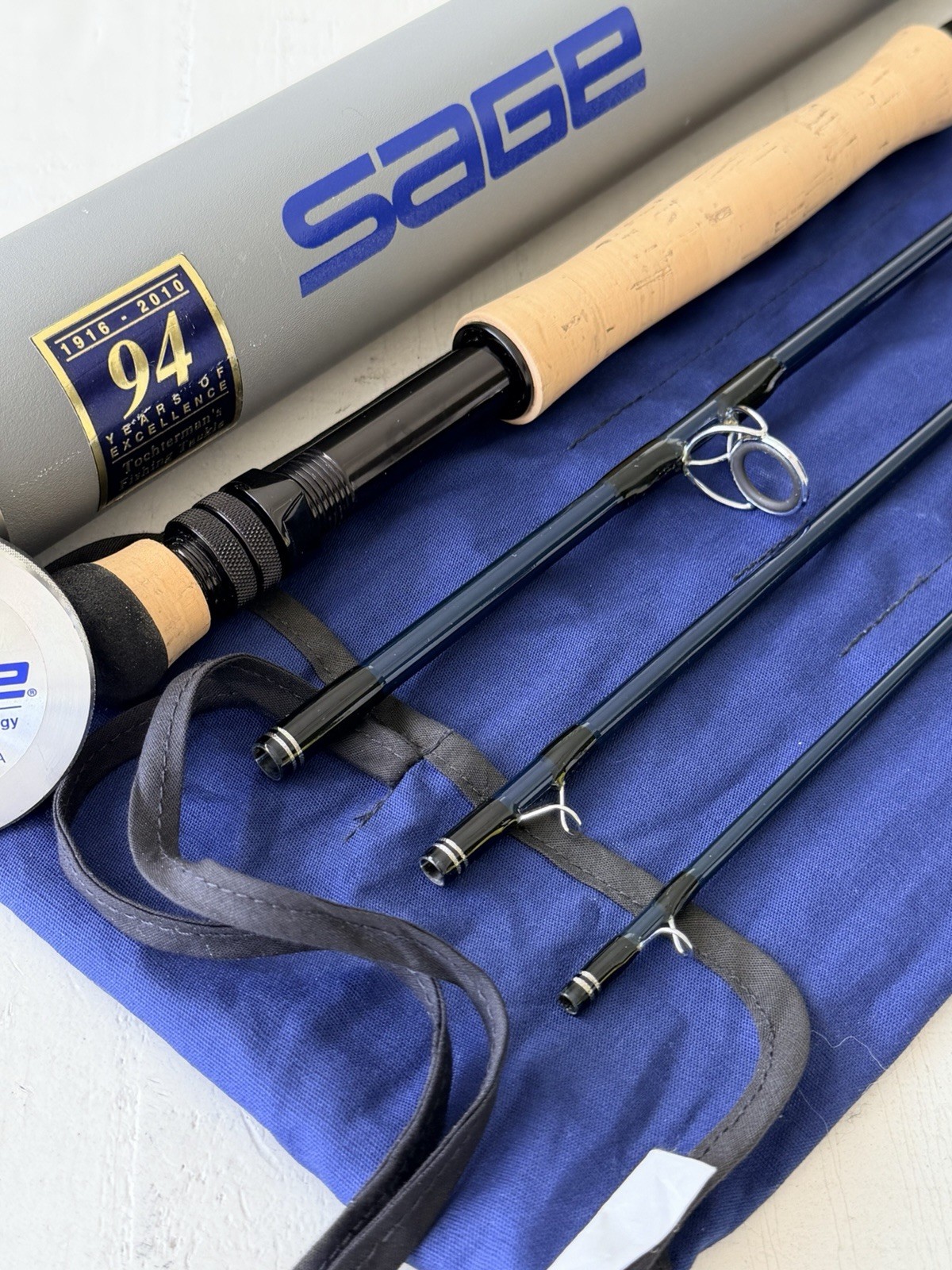 **BEAUTIFUL** 🔥 SAGE SALT Xi 2~ 8wt. 9’ft~4pc FlyRod!!🔥~LEGENDARY~🔥