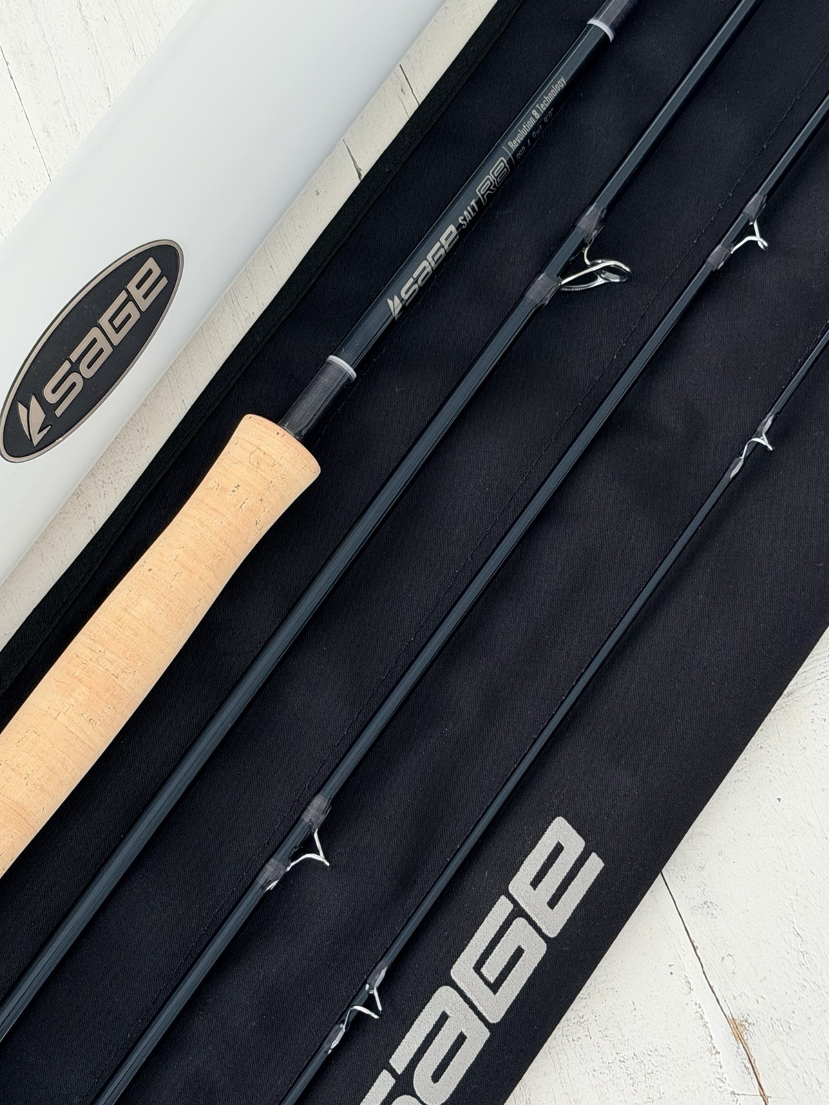 **BEAUTIFUL** 🔥 SAGE R8 SALT 9wt. 9’ft~4Pc FlyRod!! 🔥~LEGENDARY~🔥