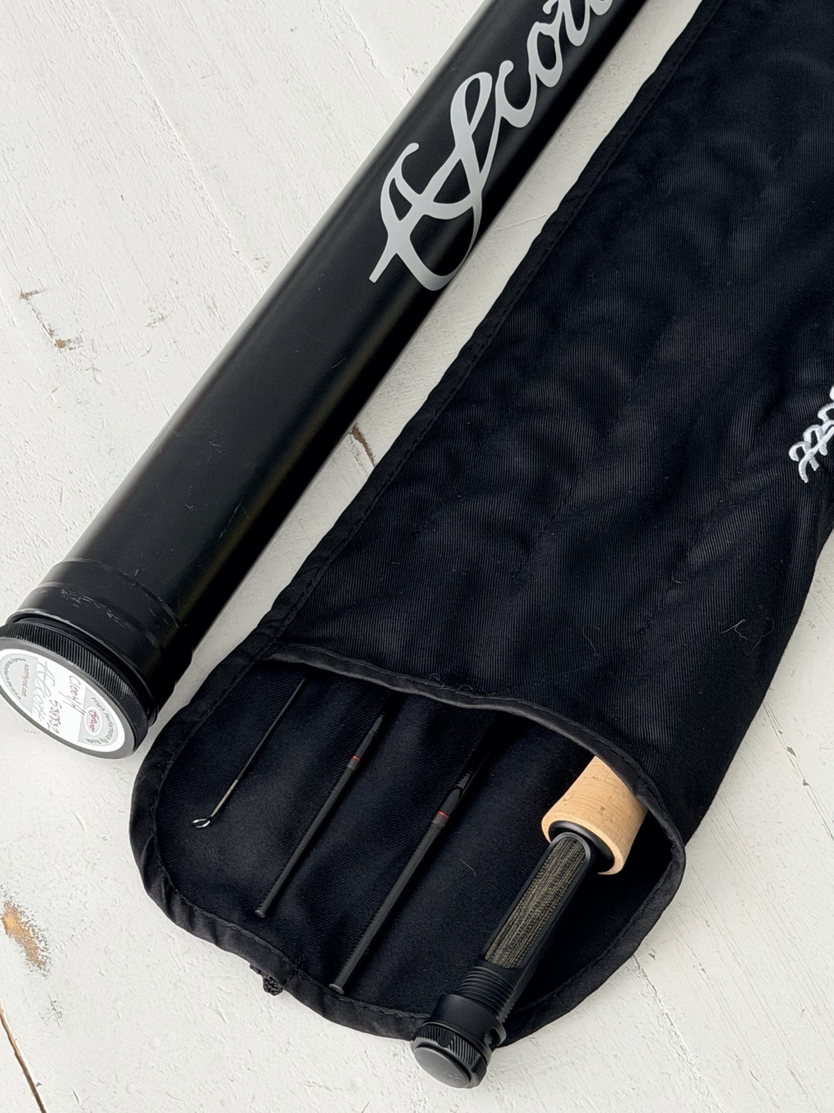 **BEAUTIFUL** 🔥 SCOTT CENTRIC 4wt 10’ft~4pc Fly Rod!! 🔥~LEGENDARY~ 🔥