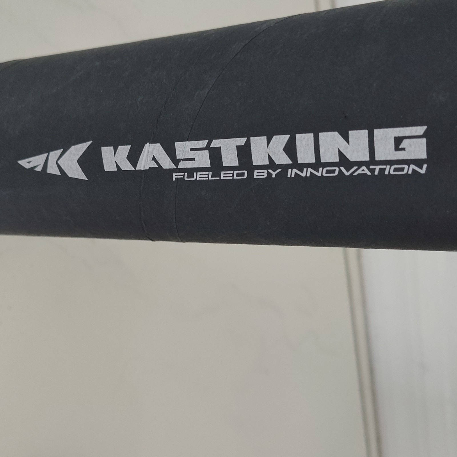 KastKing Spartacus II Spinning Rod 6’8″ ML Fast 2-Piece