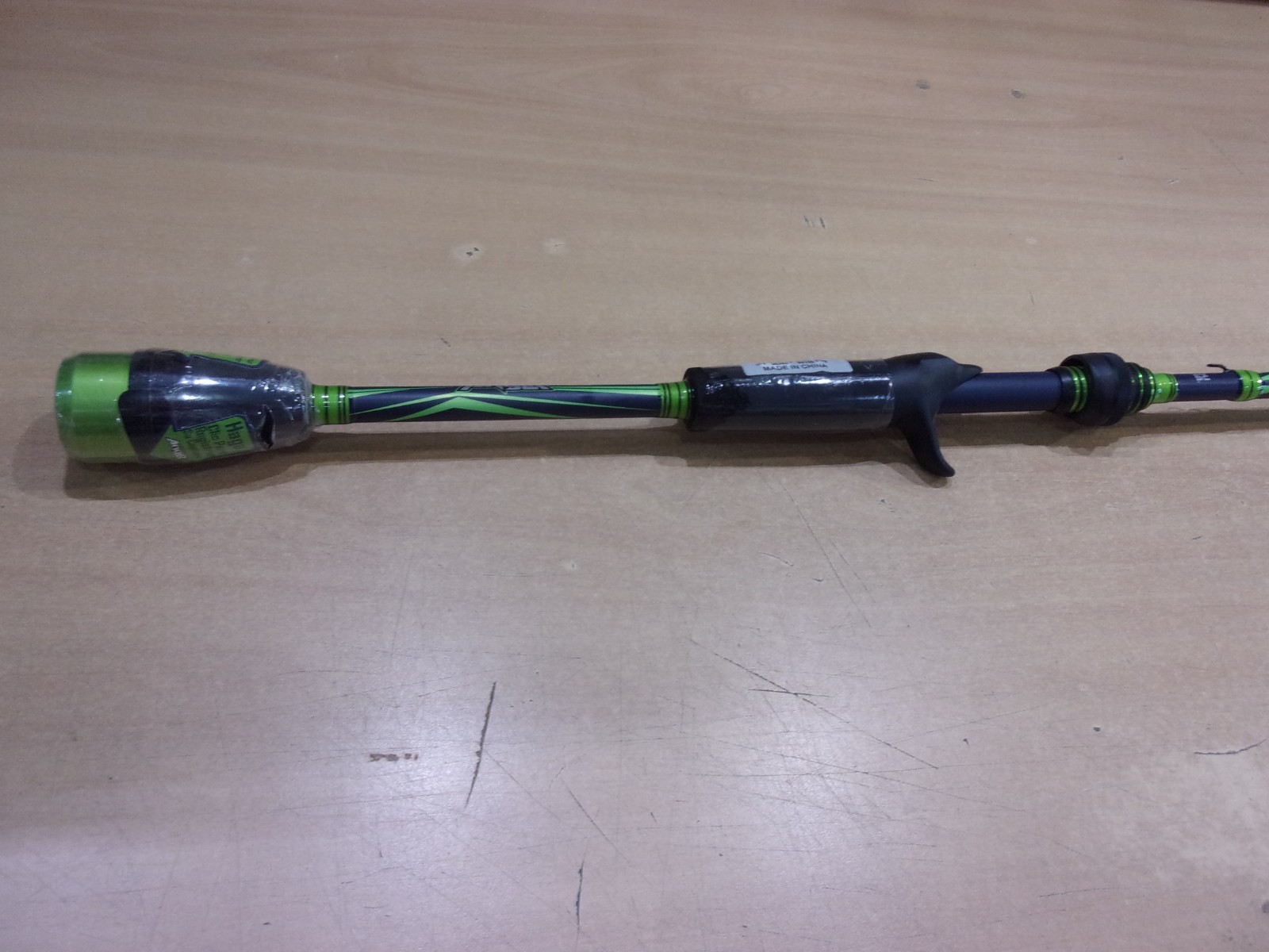 ABU GARCIA VIRTUAL CASTING ROD 6 foot 9 inch Medium Heavy power