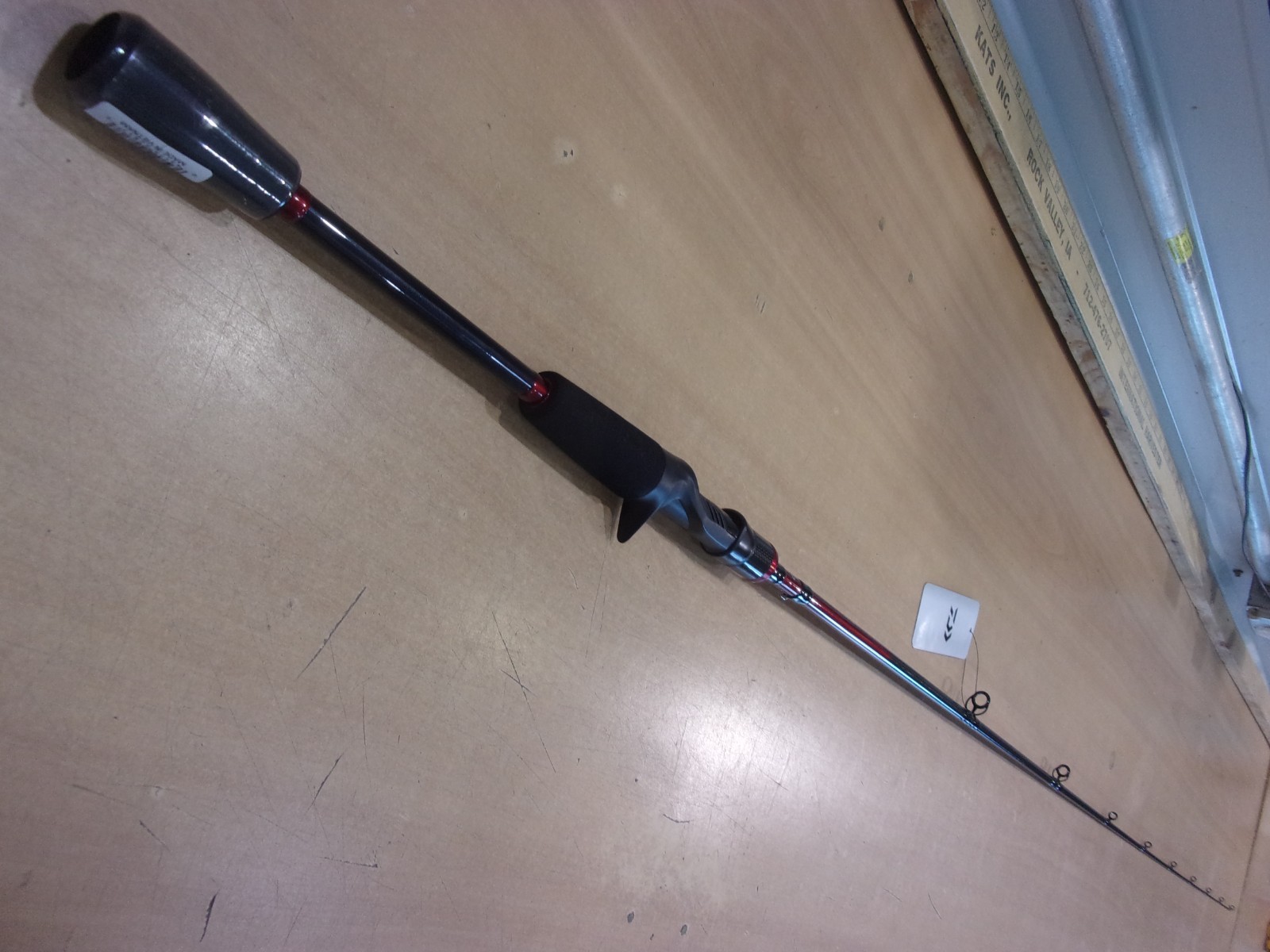 DAIWA LAGUNA CASTING ROD 7 foot length Medium Heavy power