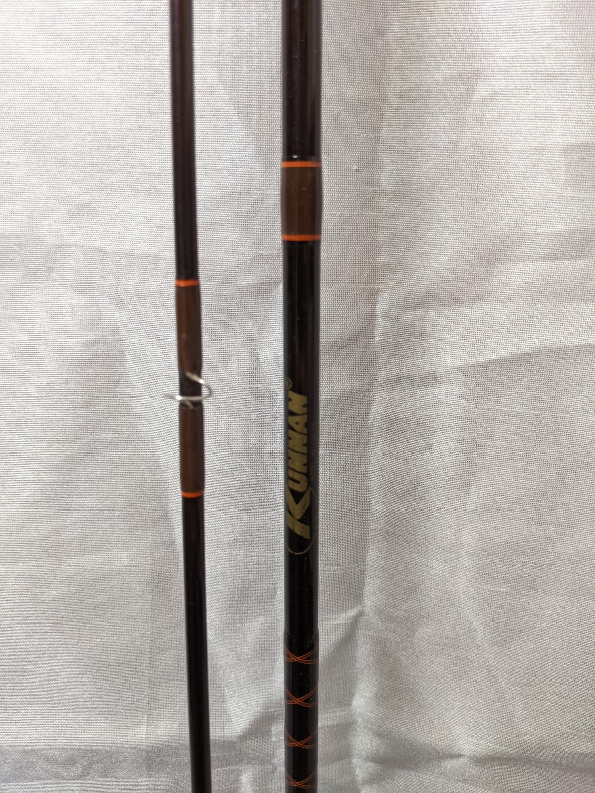 VINTAGE KUNNAN ADVANCED GRAPHITE COMPOSITE 2 PC SPINNING ROD w/ CADDY