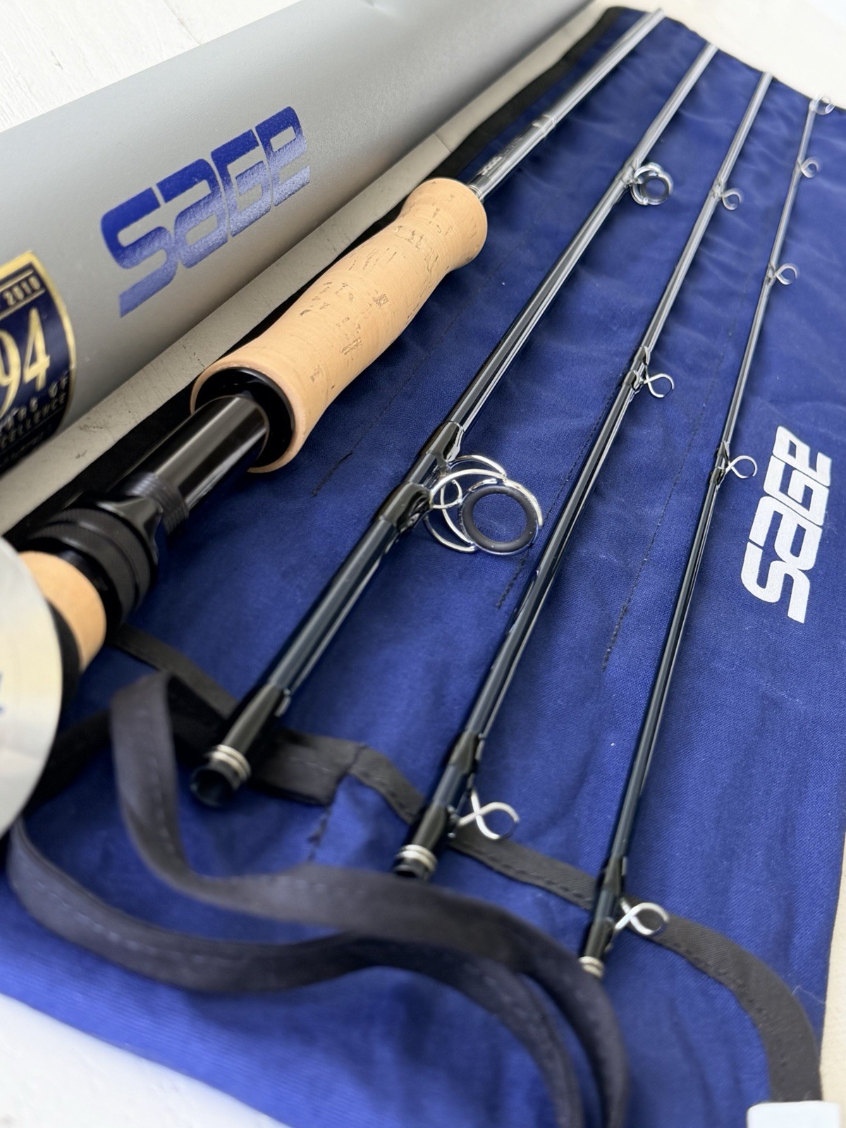 **BEAUTIFUL** 🔥 SAGE SALT Xi 2~ 8wt. 9’ft~4pc FlyRod!!🔥~LEGENDARY~🔥