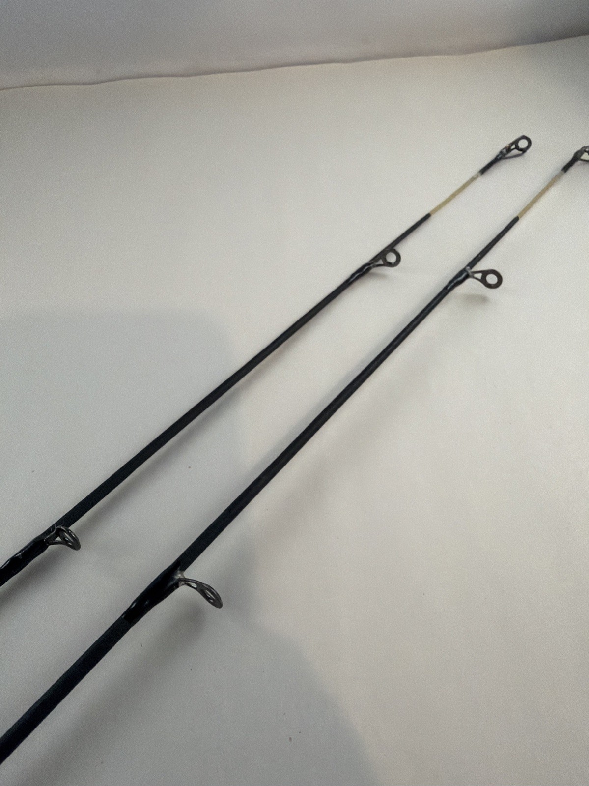 (2) Ugly Stik GX2 5′ 6″ Medium Action Spincasting Rods
