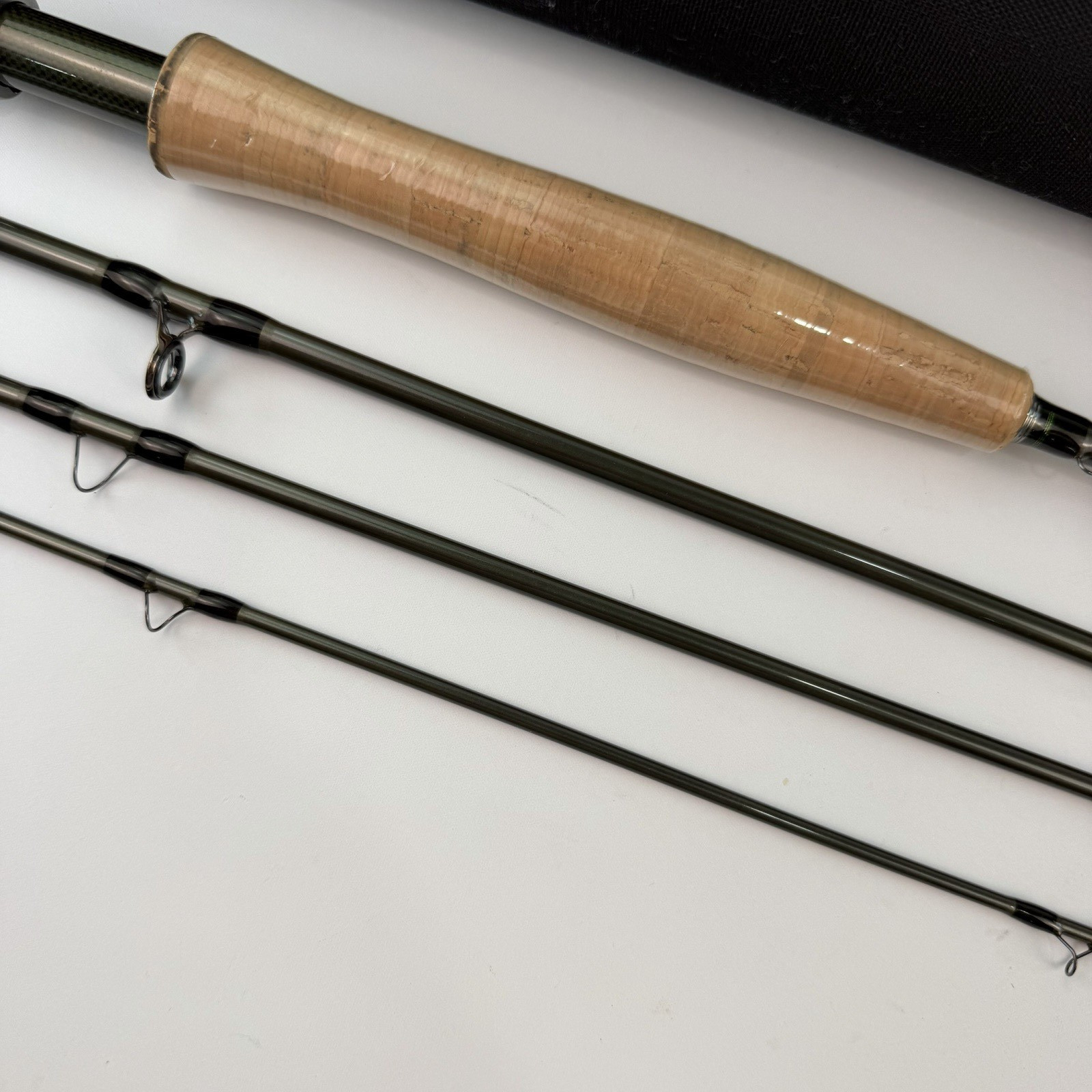 Cabela’s CZN Graphite Fly Fishing Rod 10’ 4wt 4pc w Travel Tube NEVER USED Y330