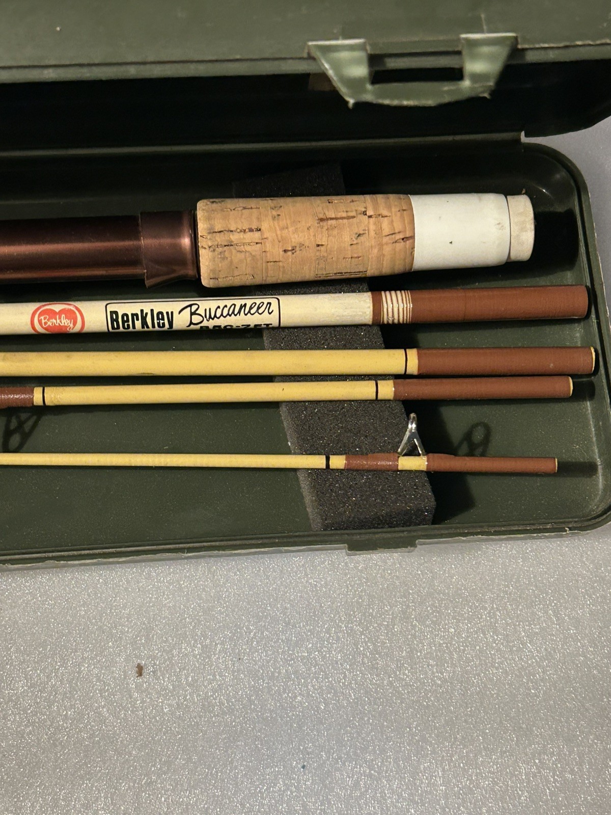VTG Berkley Buccaneer 5 Piece Fishing Rod B5C – 7ft Fiberglass Travel Pack