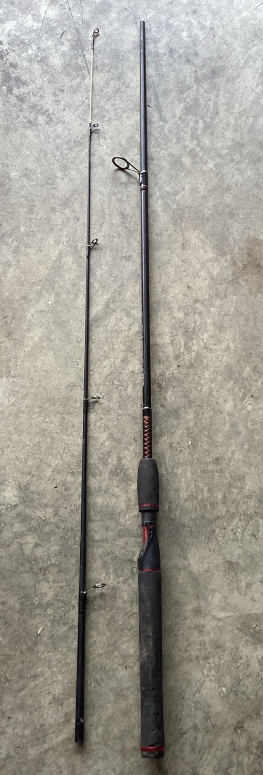 Shakespeare GX2 Ugly Stik 6′ 6″ Medium Action Spinning Fishing Rod USSP662M