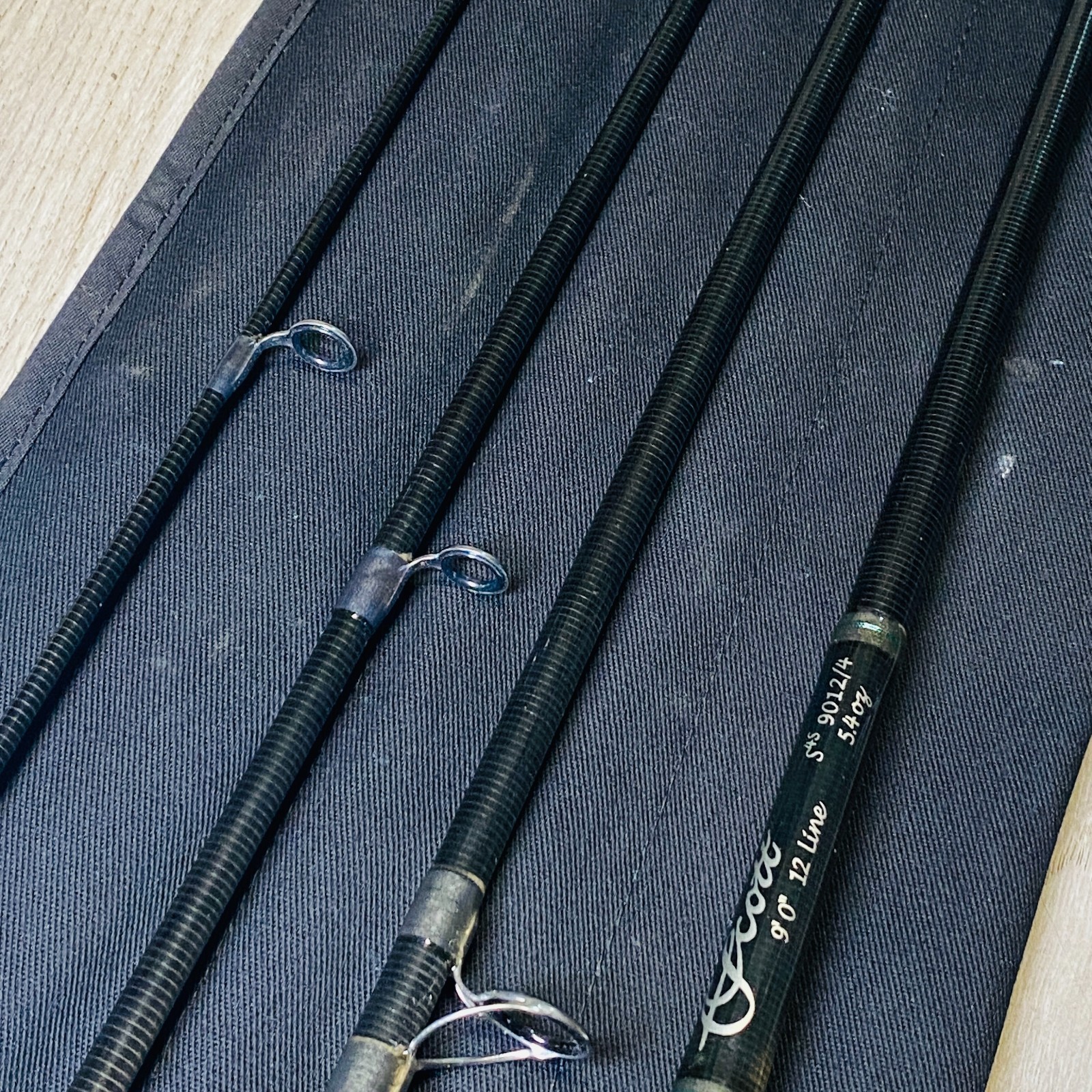 SCOTT S4S 9012/4 9’0″ 12wt Fly Rod W/Socks [VG]