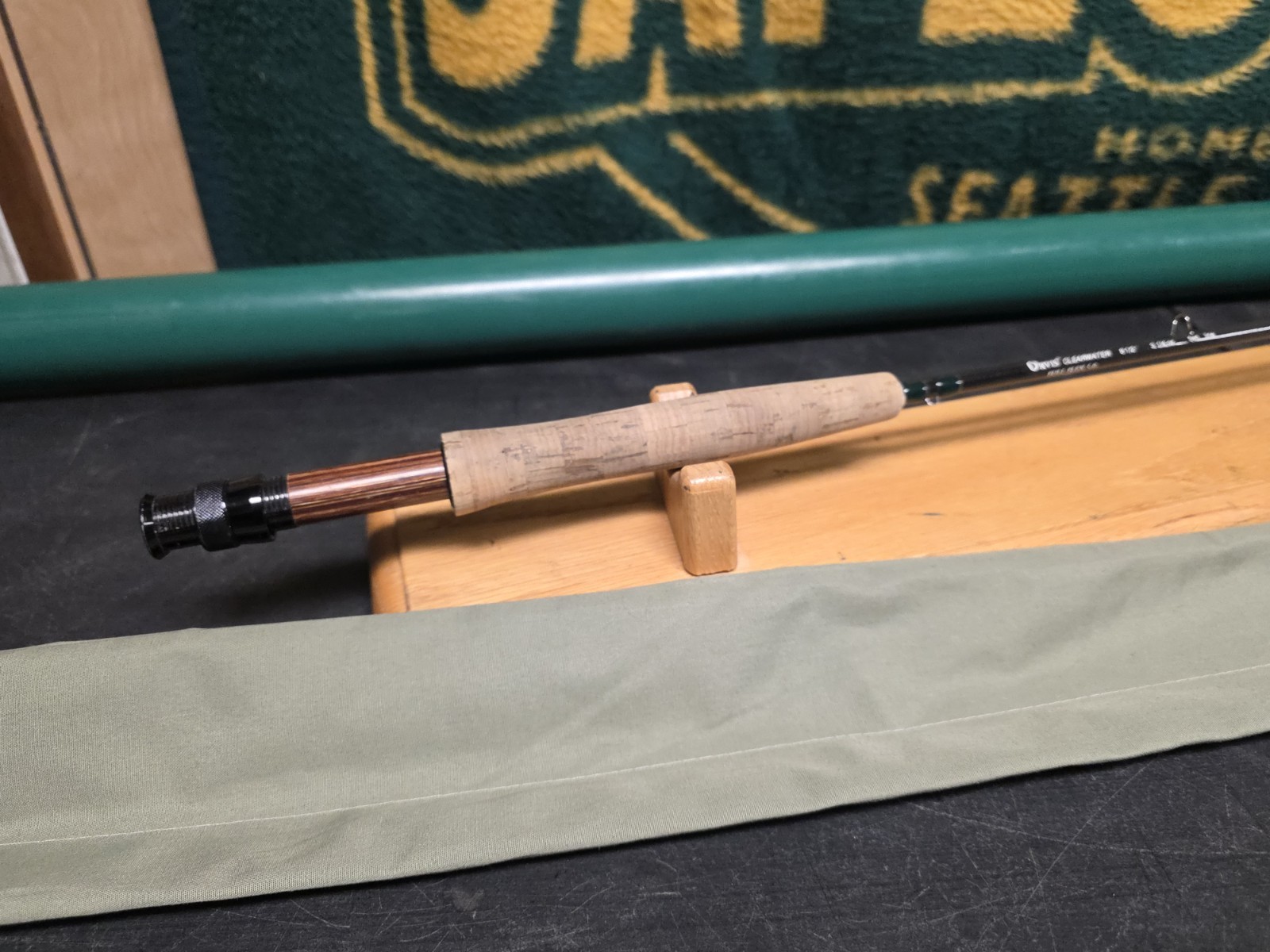 Orvis Clearwater Graphite 865 5wt 8 1/2″ 2pc Fly Fishing Rod