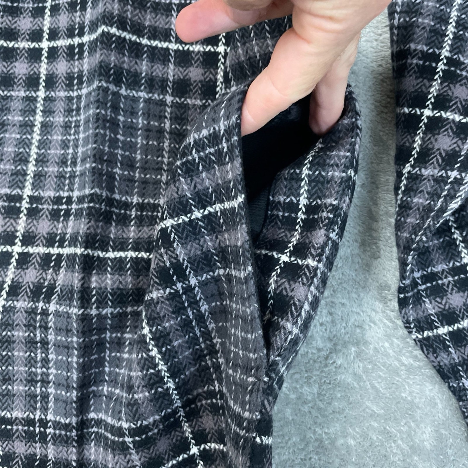 NWT Orvis Men’s L Gray Plaid Button-Up Shacket Flannel Side Pocket e1725
