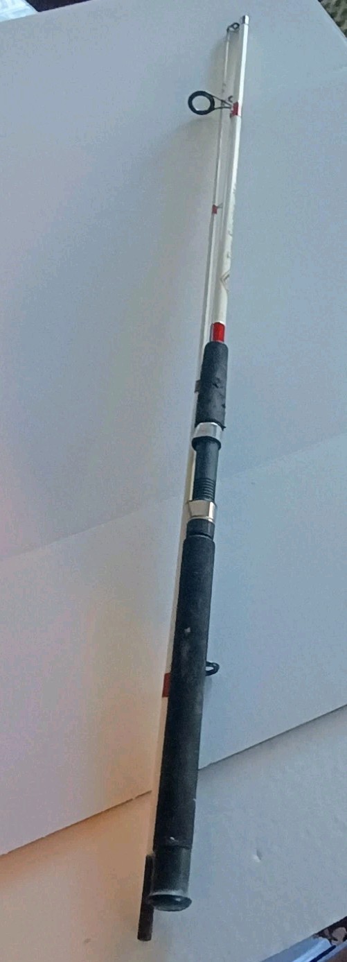 Shakespeare Tiger Spincasting TSC 66 2MH 6’6” Meadium Heavy Action Fishing Rod.