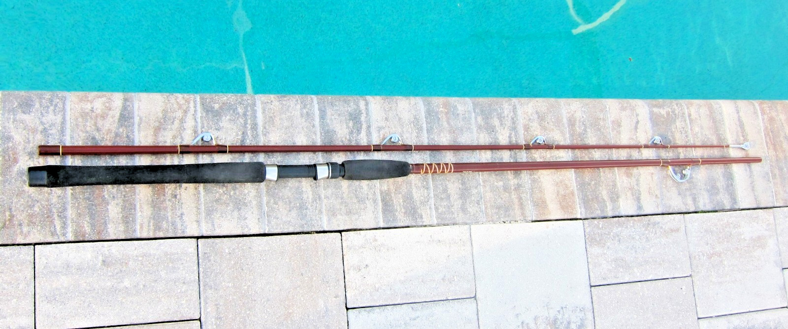 Vintage FENWICK FENGLASS FS86HRC 2-pc Trolling/Mooching Rod: 8’6″ 18-30lb – NICE