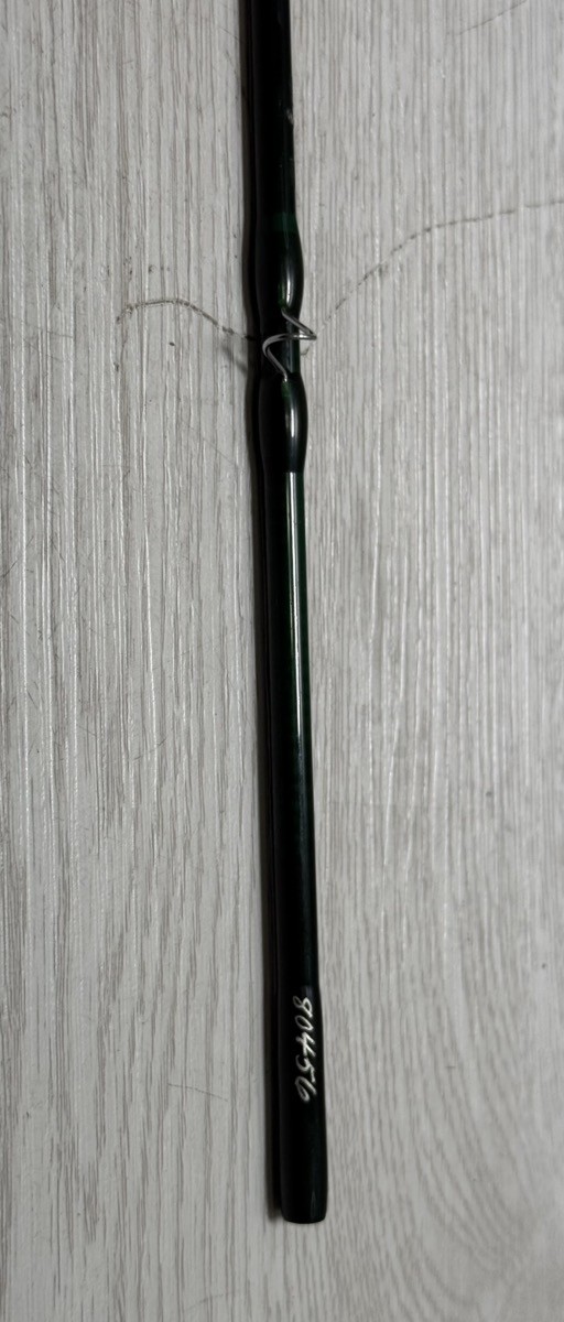 R.L. Winston LT Fly Rod 8’9″ 4wt 5pc 3 1/8oz (A1G013489)
