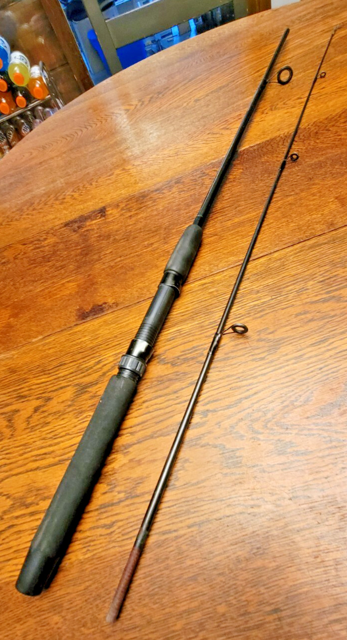Shimano FX-2602A Spinning Fishing Rod 2-Piece 5’ 11″