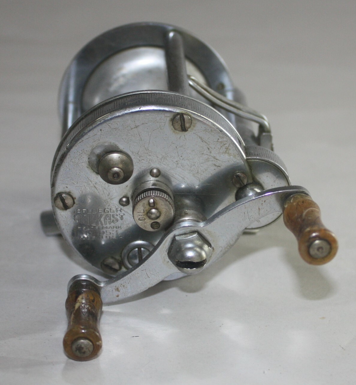 Pflueger B – Skilkast Fishing Reel, No. 1953