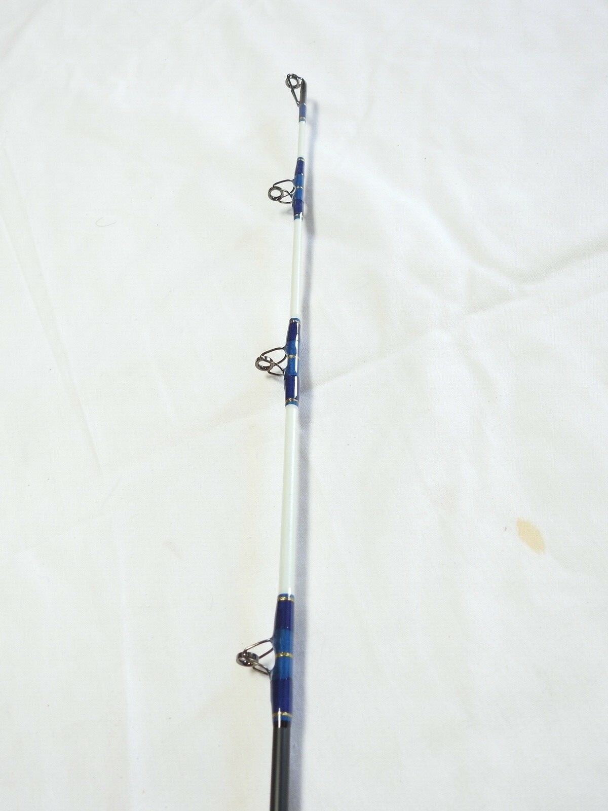 Pro Catfish Rod Long Casting 11′ 2PC Metal Reel Seat Cork Handle Glow Tip